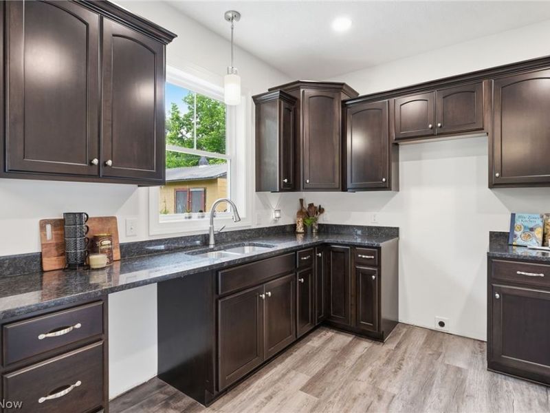 2327 S Oak Knoll Drive, Lakeside Marblehead, OH 43440 Photo 8