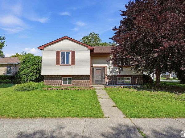 24539 Westpoint Avenue, Trenton, MI 48183
