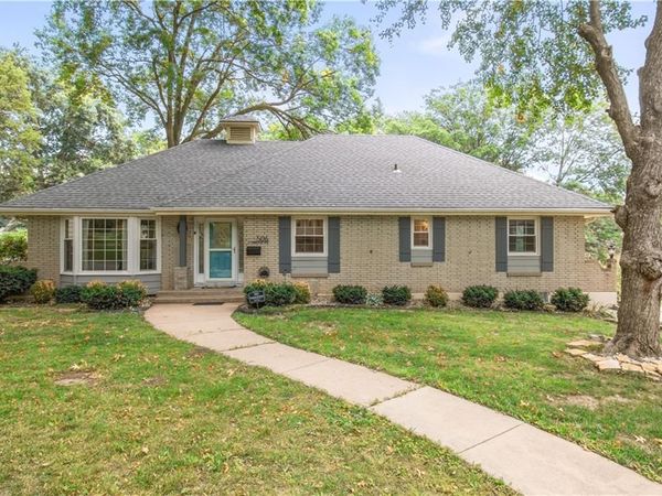 506 Linwood Terrace, Independence, MO 64055