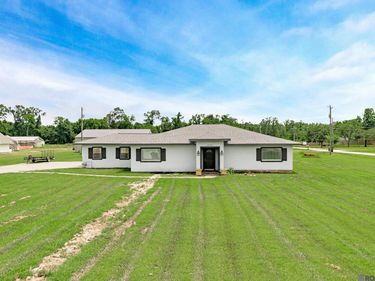 43271 Bayou Narcisse, Gonzales, LA 70737