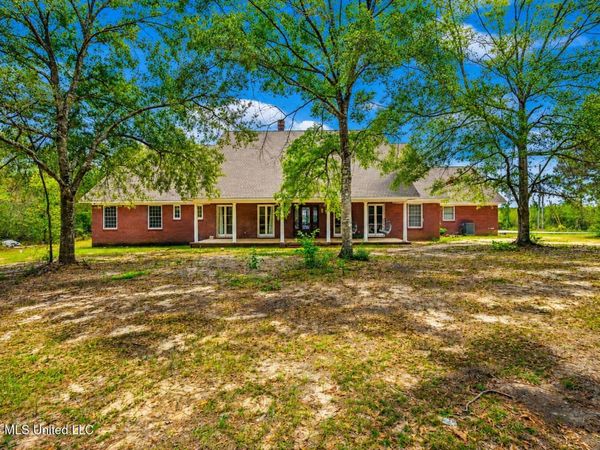 454 Earlville Road, Lucedale, MS 39452