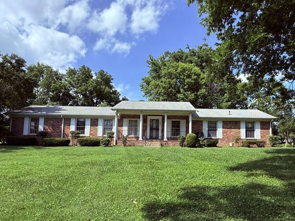 307 Woodlawn Dr, Mount Juliet, TN 37122