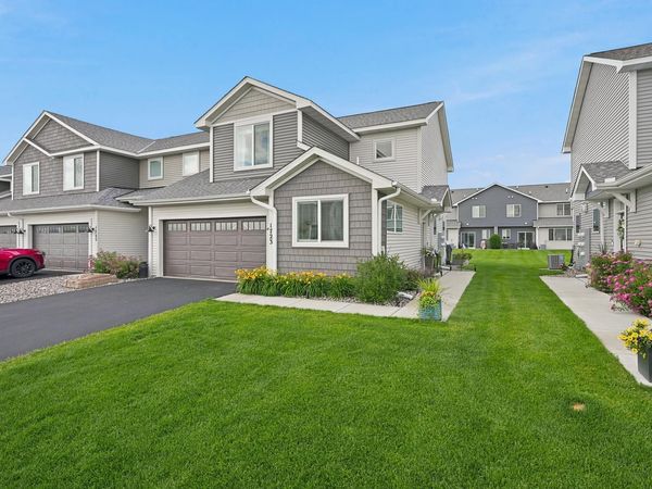 1723 Southpoint Lane , Hudson, WI 54016