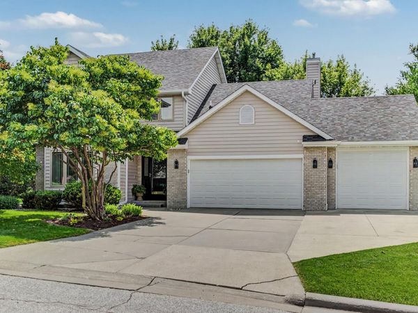 3020 Redbud Circle, Ames, IA 50014