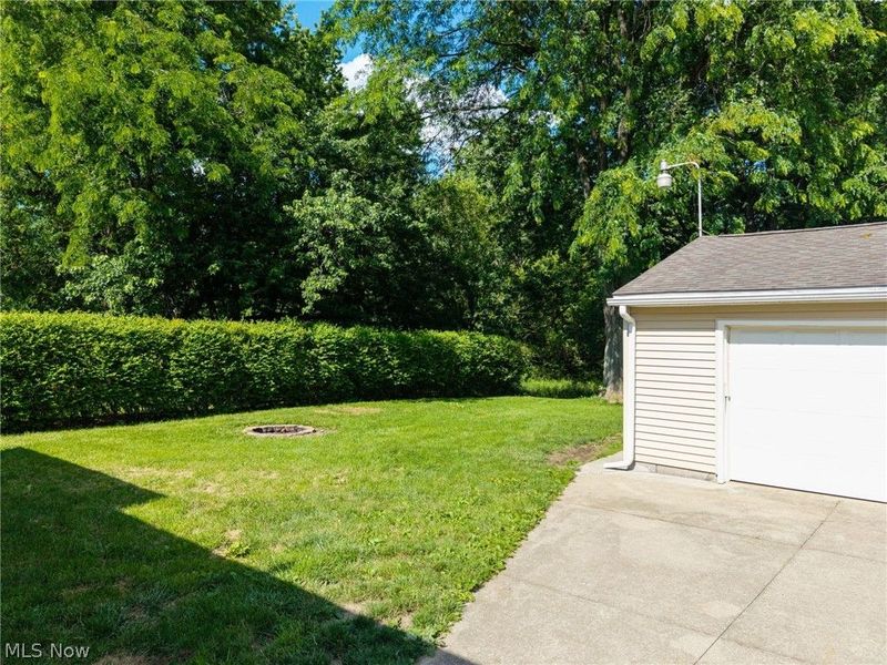 2525 Kingsport Way, Akron, OH 44314 Photo 4