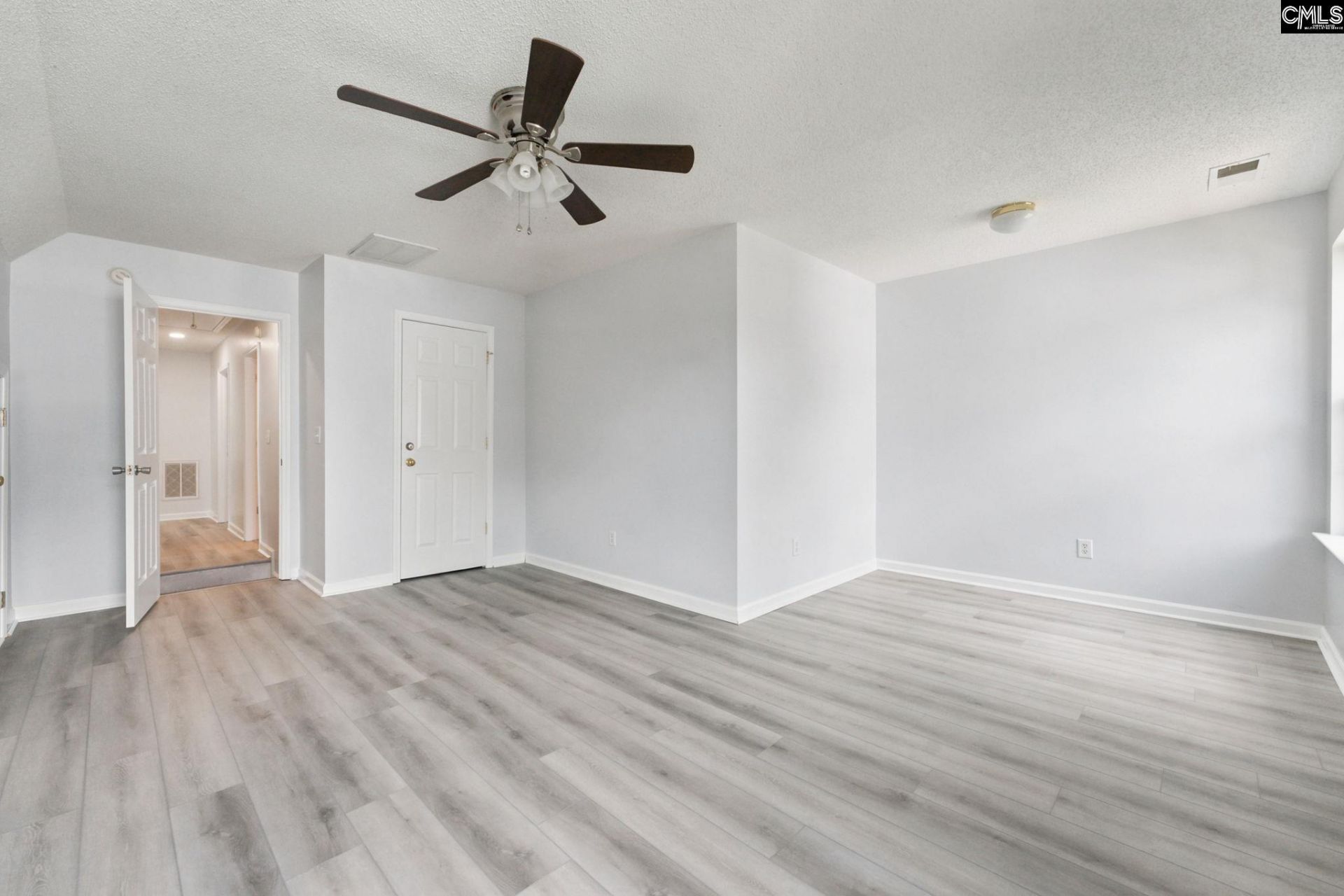 528 Riglaw Circle  Photo 18
