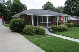 1609 Mccaw Road  photo 4