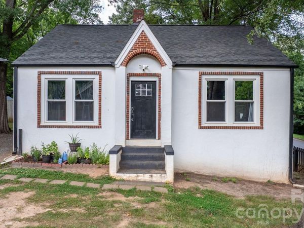 331 5th Avenue SE, Hickory, NC 28602