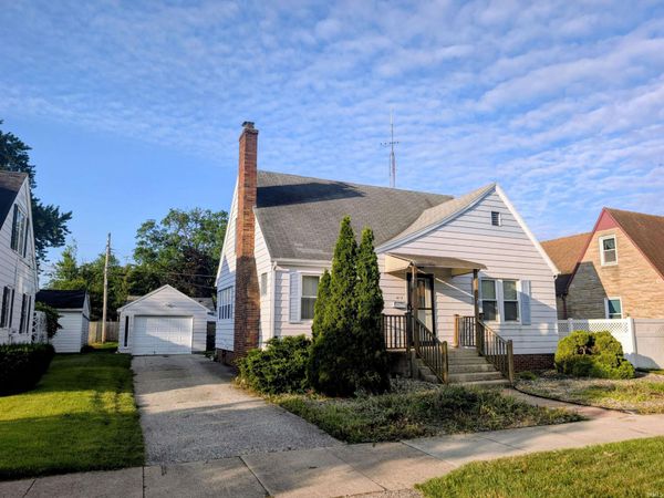 413 Thurman Avenue, Michigan City, IN 46360