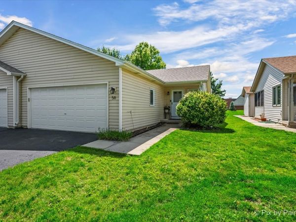 58 Silver Trail , North Aurora, IL 60542