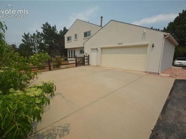 13915 Westchester Drive, Colorado Springs, CO 80921