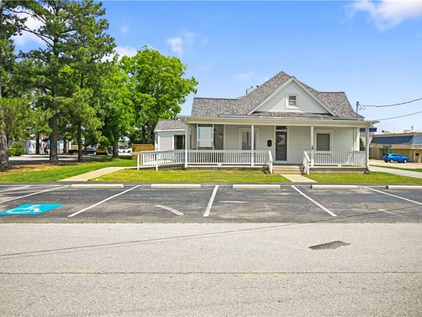 1103 W Elm Street, Rogers, AR 72756