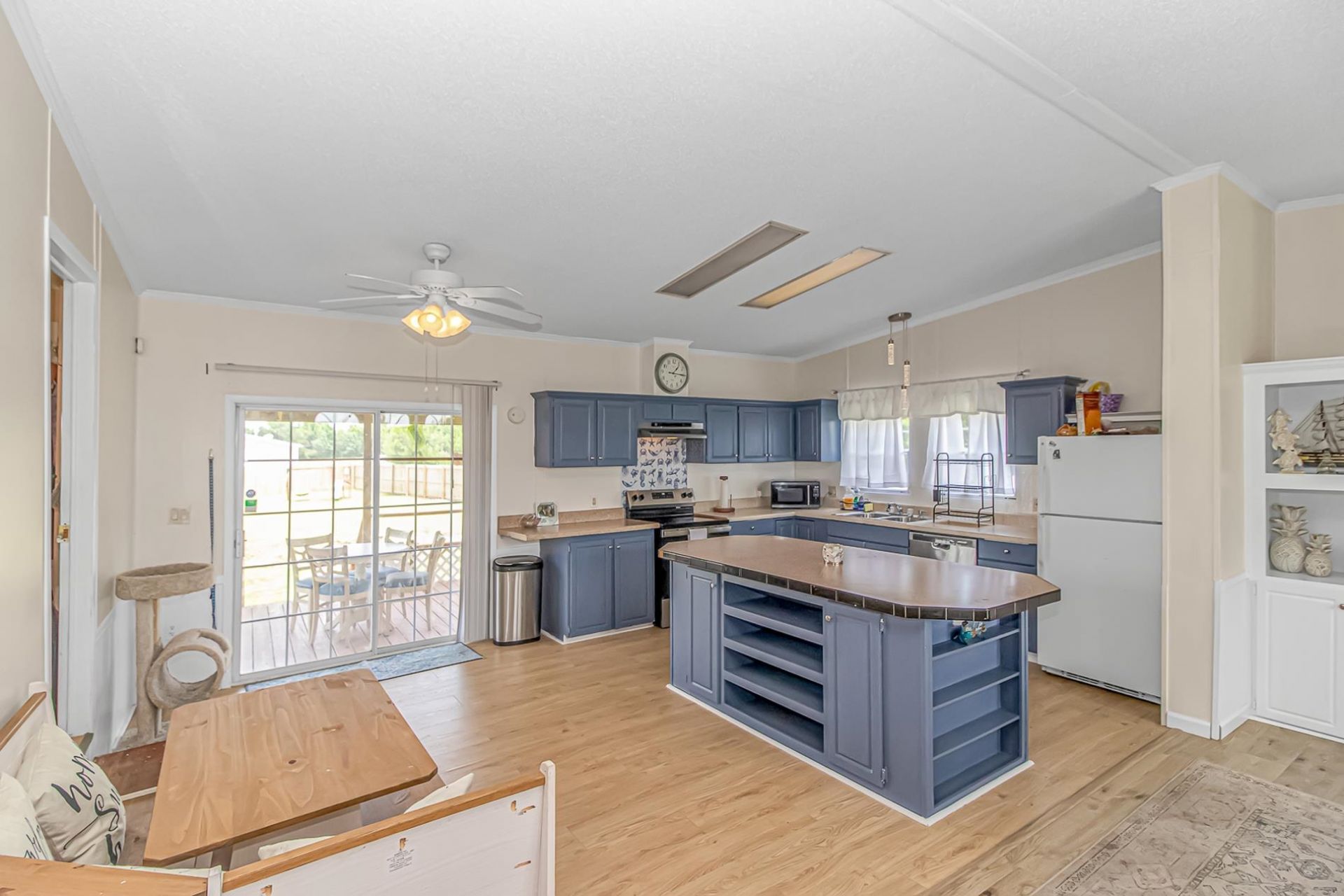 3415 Green Sea Rd. Photo 13
