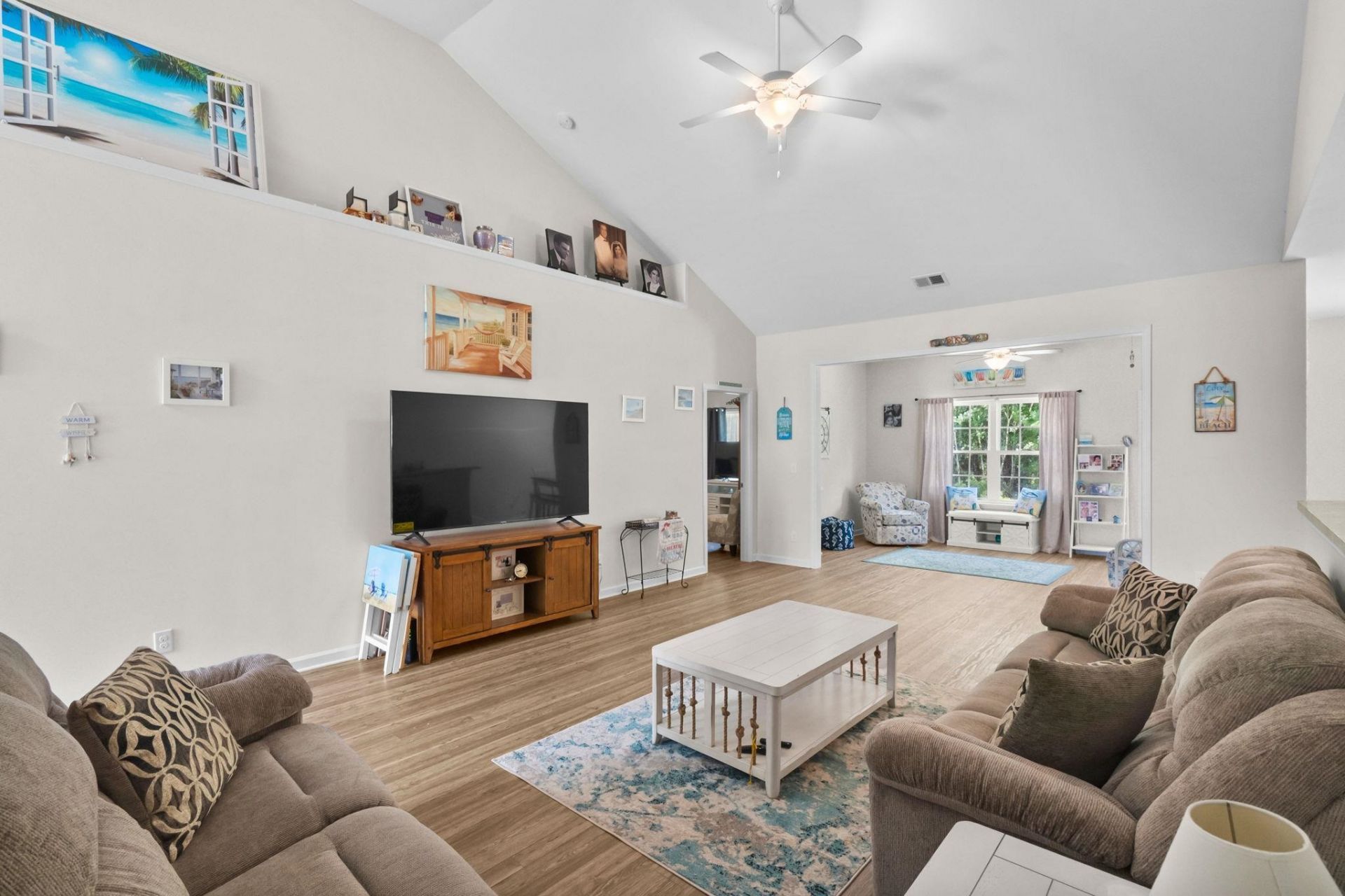 840 Windsor Rose Dr.  Photo 14