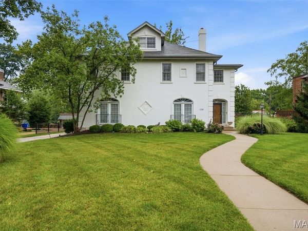 7249 Maryland Avenue, University City, MO 63130