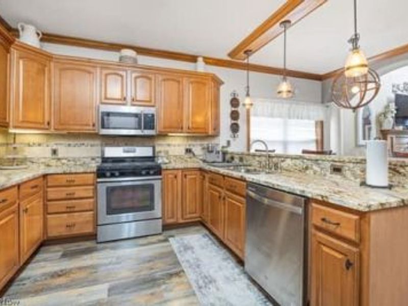 773 Kristy Court, Wadsworth, OH 44281 Photo 7