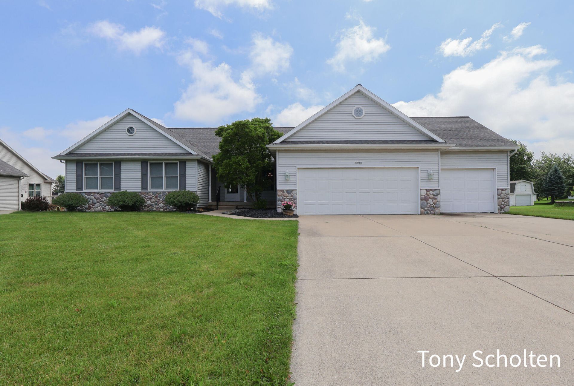 3890 Sundial Avenue, Hudsonville, MI 49426 Main Photo