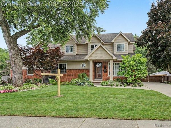 1010 Genesee Drive, Royal Oak, MI 48073