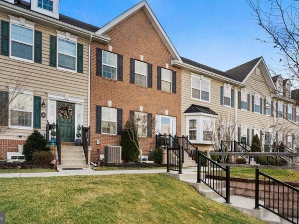 3832 WILLIAM DAVES ROAD, Unit 8, DOYLESTOWN, PA 18902