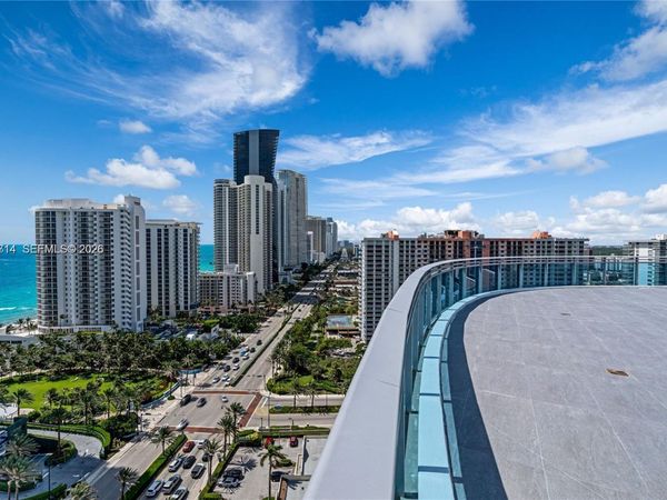 17550 Collins Ave , Unit PH1, Sunny Isles Beach, FL 33160