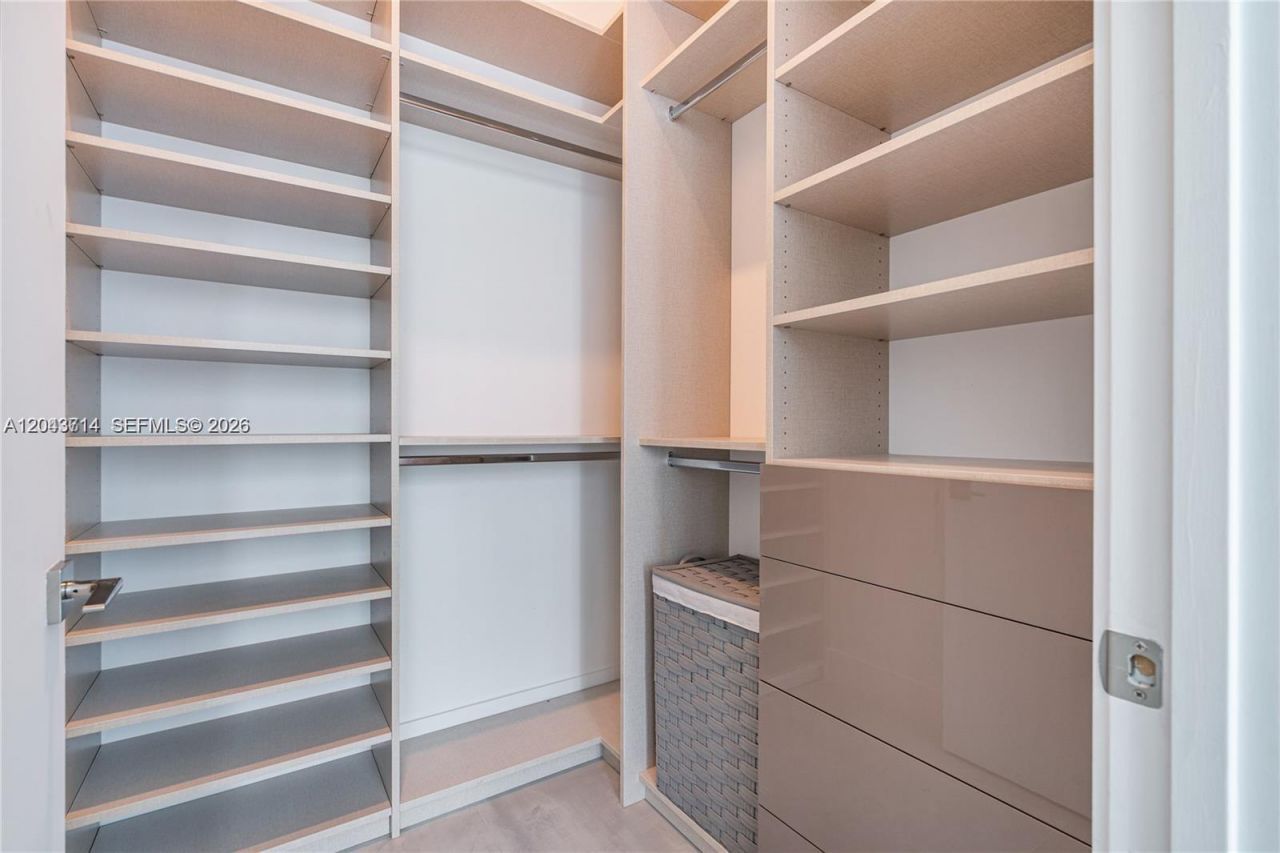 17550 Collins Ave , Unit PH1, Sunny Isles Beach, FL 33160 Photo