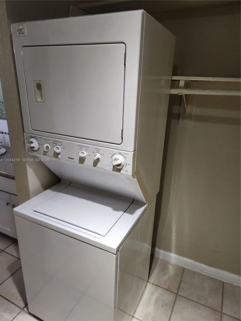802 NW 87th Ave , Unit 312, Miami, FL 33172 Photo