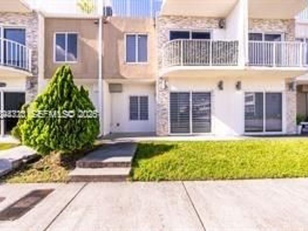 Homestead, FL 33032