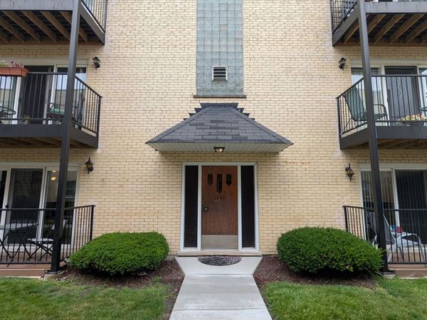 6484 N Northwest Highway, Unit 7, Chicago, IL 60631