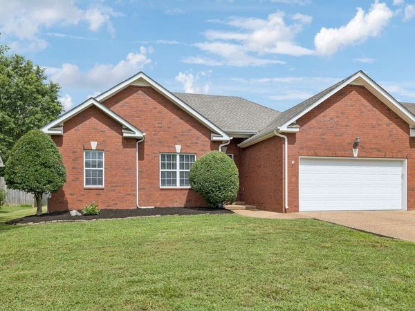 2010 Patrick Way , Spring Hill, TN 37174
