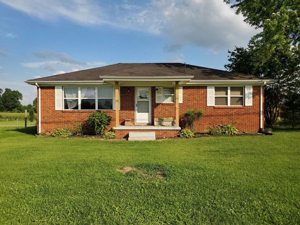 2146 Akersville Rd, Lafayette, TN 37083
