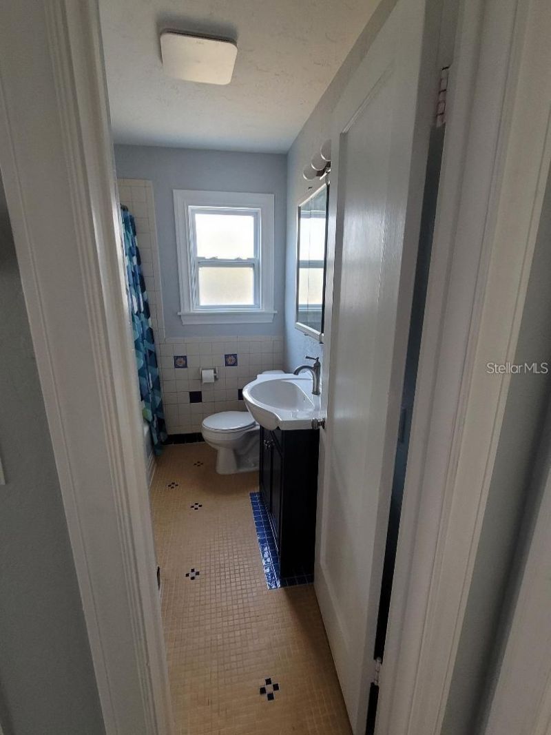 3631 N 4th Avenue N, Saint Petersburg, FL 33713 Photo