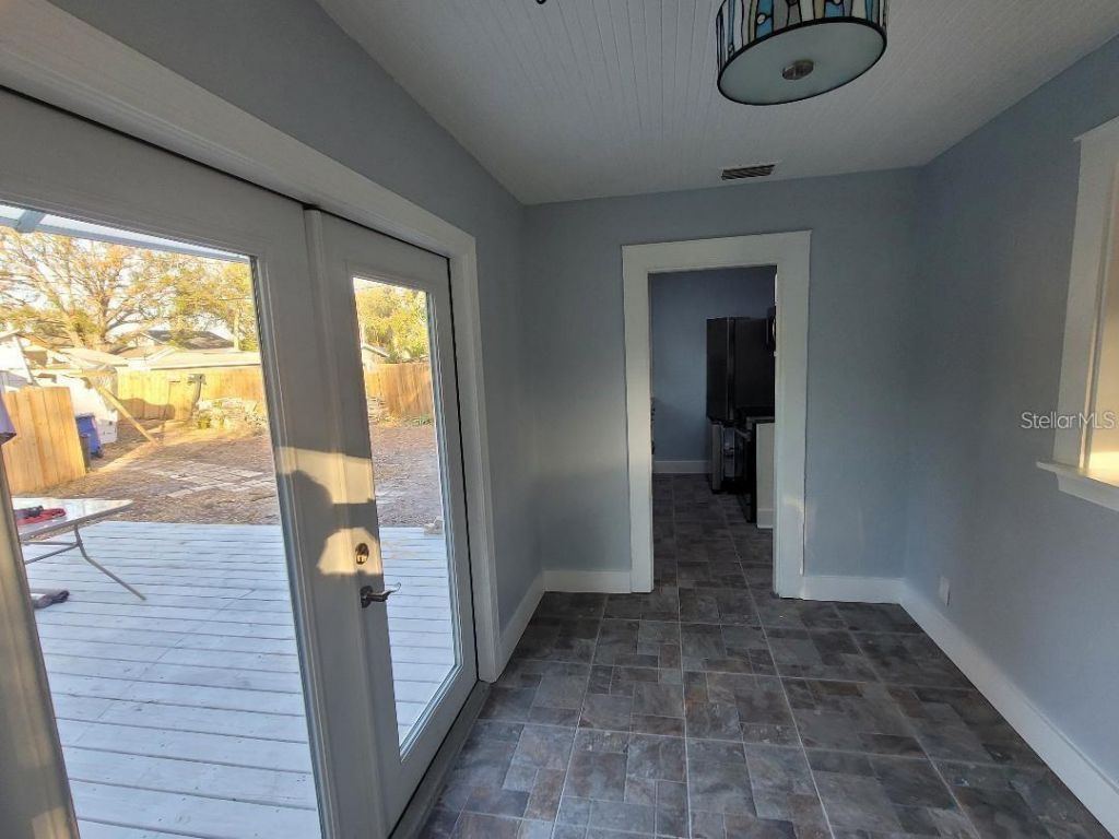 3631 N 4th Avenue N, Saint Petersburg, FL 33713 Photo