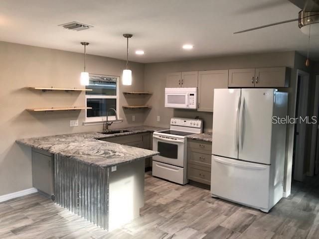 3631 N 4th Avenue N, Saint Petersburg, FL 33713 Photo