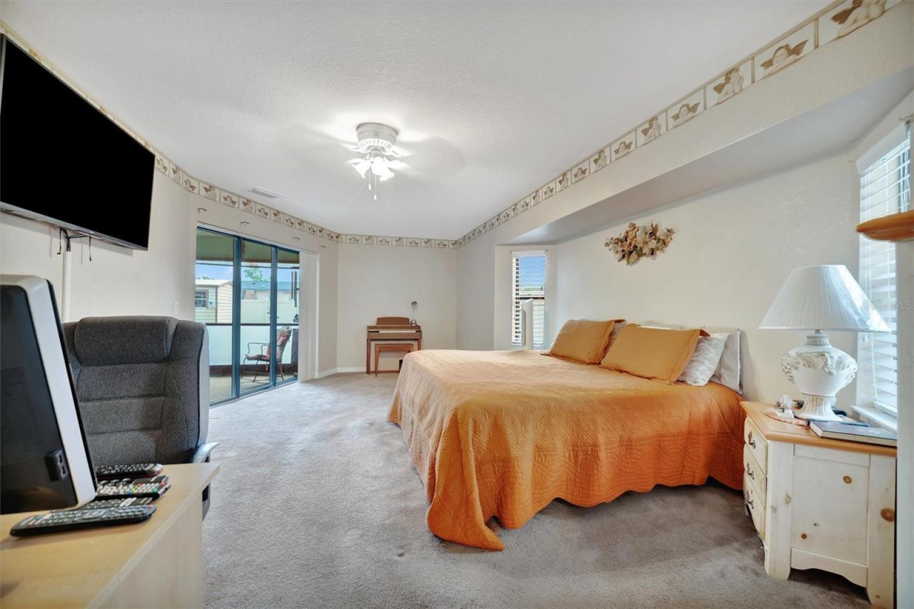 23039 Worth Avenue, Port Charlotte, FL 33954 Photo