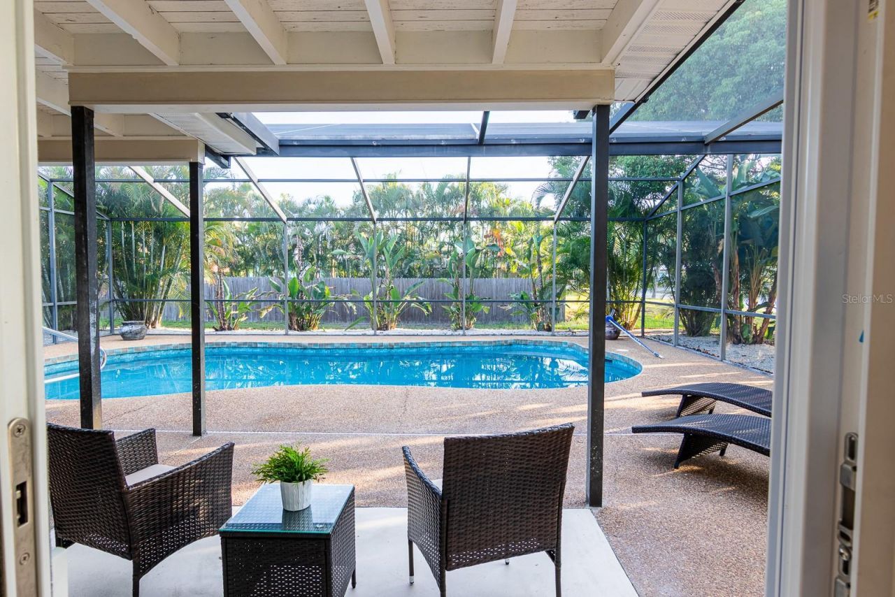 1115 Southern Pine Lane, Sarasota, FL 34243 Photo