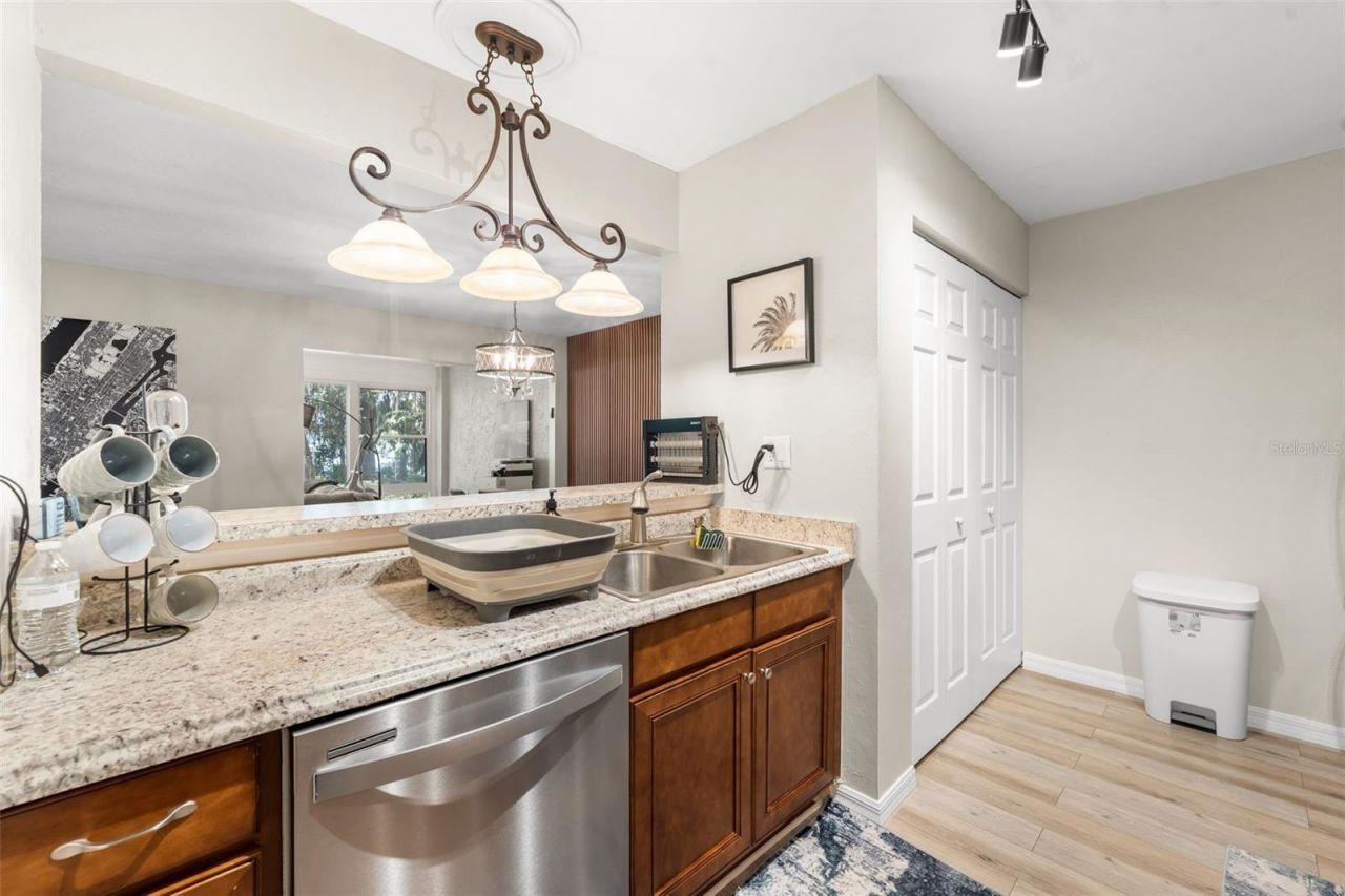 2660 SW 14th Drive , Unit 125, Gainesville, FL 32608 Photo