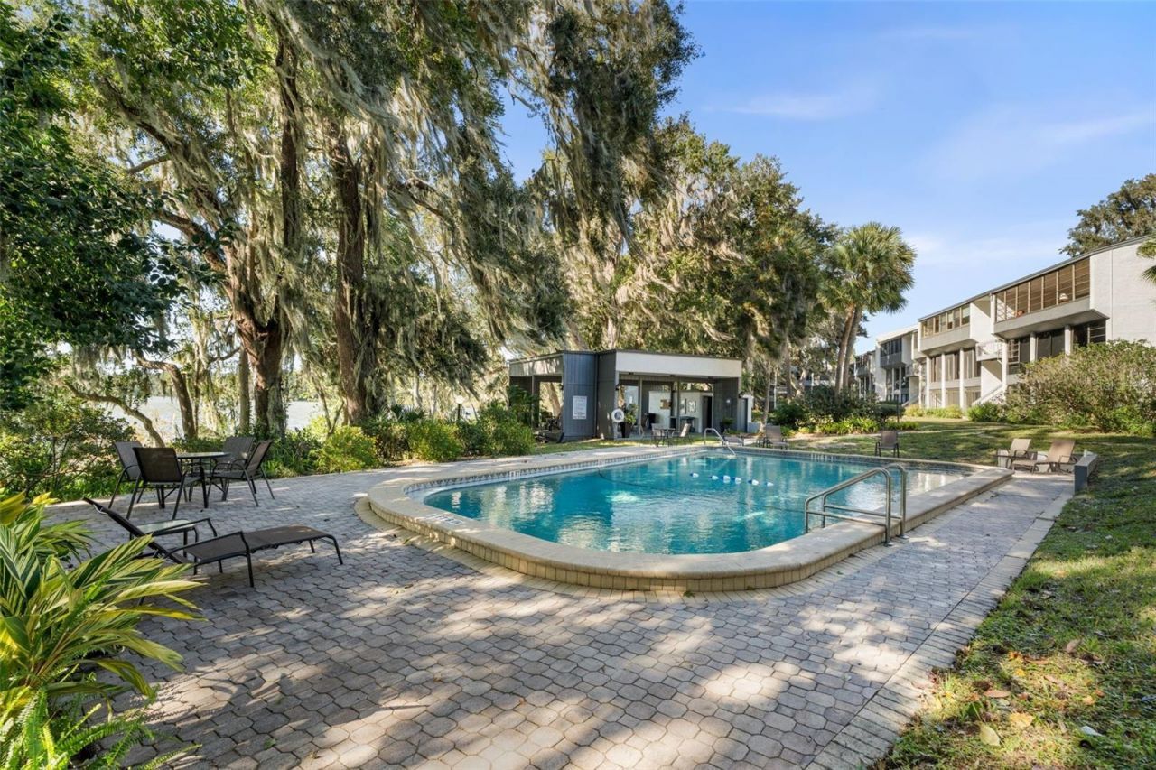 2660 SW 14th Drive , Unit 125, Gainesville, FL 32608 Photo