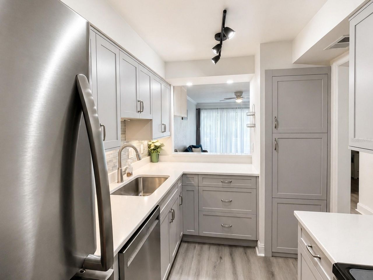 2117 Lakewood Club Drive S, Unit 7-N, Saint Petersburg, FL 33712 Photo