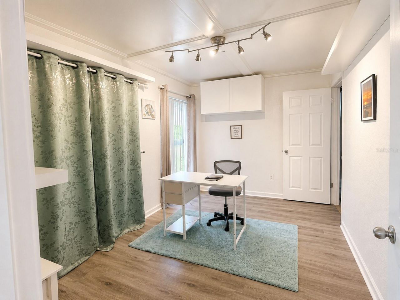 2117 Lakewood Club Drive S, Unit 7-N, Saint Petersburg, FL 33712 Photo