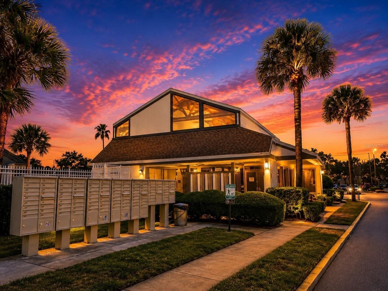 2117 Lakewood Club Drive S, Unit 7-N, Saint Petersburg, FL 33712 Photo