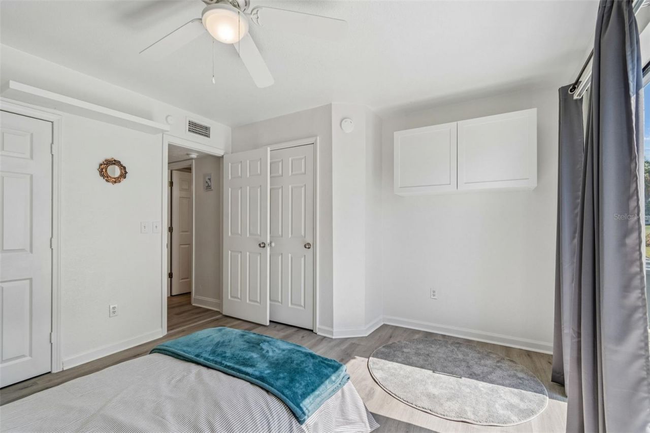 2117 Lakewood Club Drive S, Unit 7-N, Saint Petersburg, FL 33712 Photo