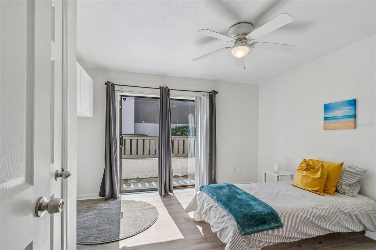 2117 Lakewood Club Drive S, Unit 7-N, Saint Petersburg, FL 33712 Photo