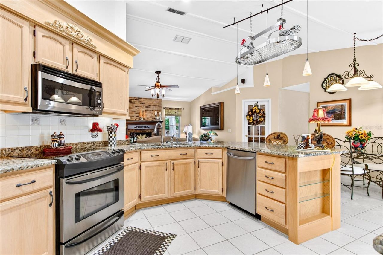 566 Rachael Court, Oviedo, FL 32765 Photo