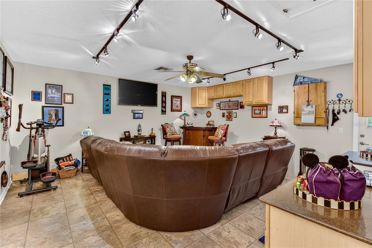 566 Rachael Court, Oviedo, FL 32765 Photo