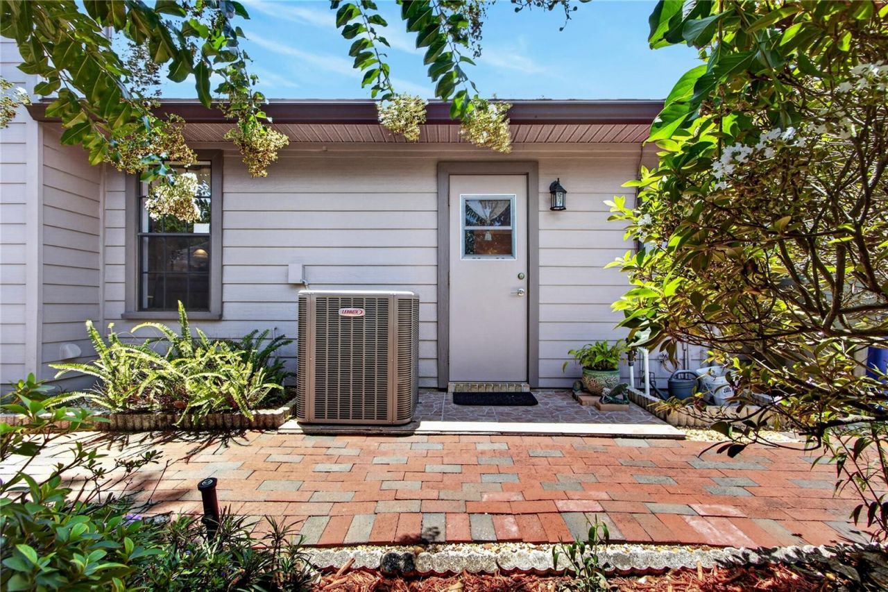 566 Rachael Court, Oviedo, FL 32765 Photo