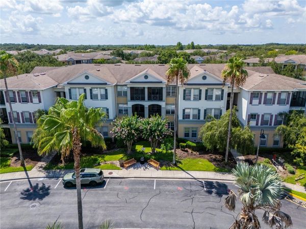8180 BOAT HOOK LOOP , Unit 102, WINDERMERE, FL 34786