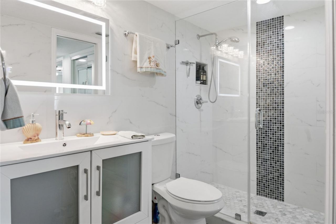 14800 Gulf Boulevard , Unit 303, Madeira Beach, FL 33708 Photo