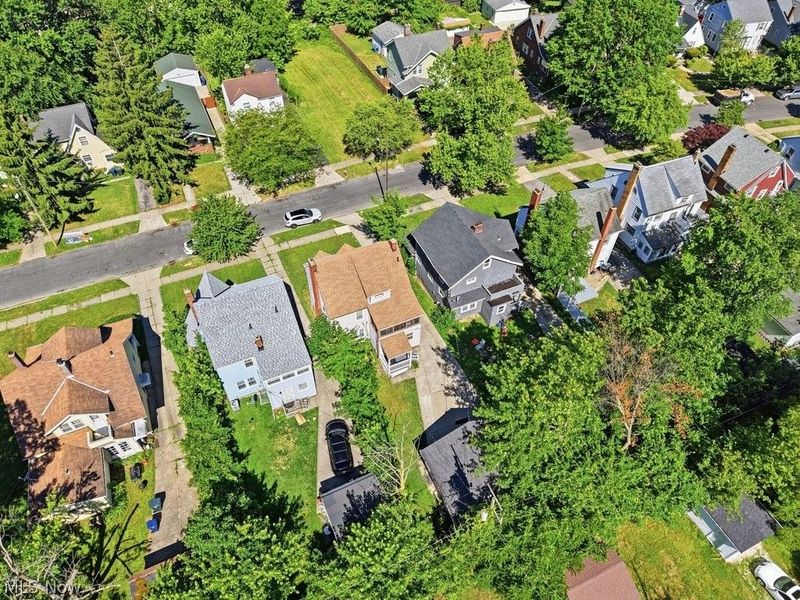 971 Pembrook Road, Cleveland Heights, OH 44121 Photo 11