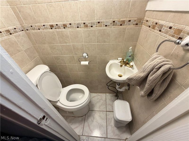 971 Pembrook Road, Cleveland Heights, OH 44121 Photo 21