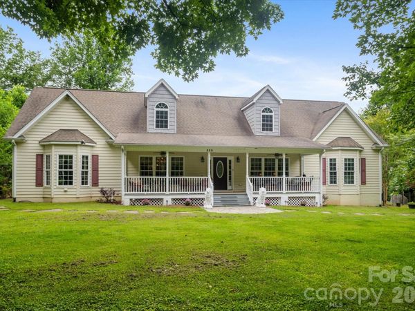 115 Barton Road , Brevard, NC 28712